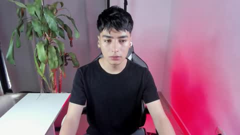 sebastian online show from March 24, 3:18 pm