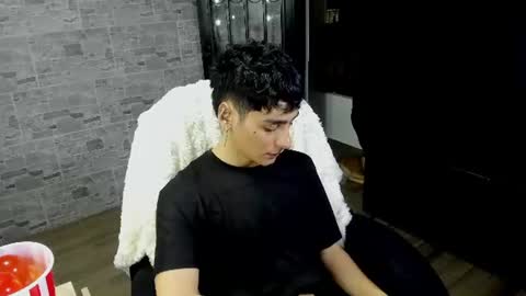 sebastian online show from July 9, 1:31 am