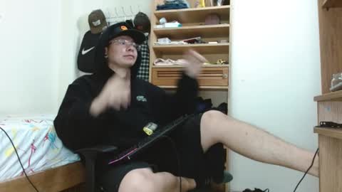 Sebas online show from February 18, 11:41 pm