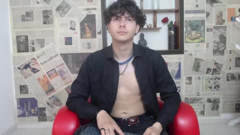 sebastian_rougue online show from April 21, 9:11 pm