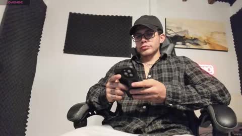 Lucian Sinclair online show from March 9, 3:44 am