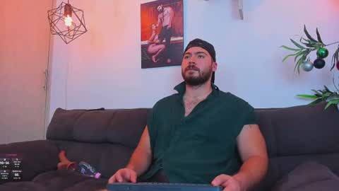 Instagram jeanpaulfit  online show from February 15, 1:21 pm