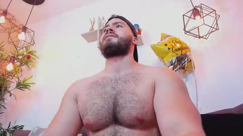 Instagram jeanpaulfit  online show from April 14, 12:14 am