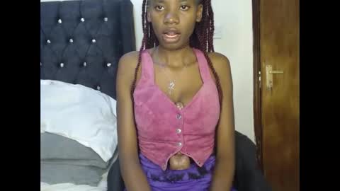 sebatrishaa online show from September 12, 1:46 pm