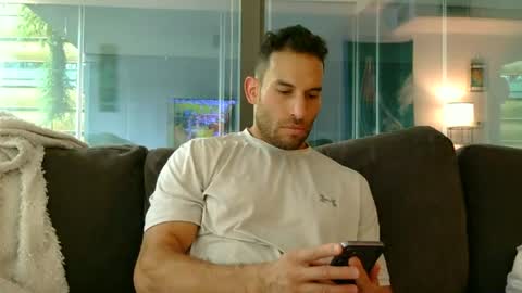 Sebastian Royce online show from August 4, 7:43 pm