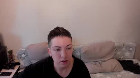 Snapshot of secret_dreams_ chatting on September 22, 7:23 am Amanda and pair in a real life we love each other but can play with you online show from September 22, 7:23 am