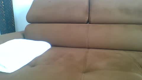 secretboy3092 online show from April 12, 1:26 pm