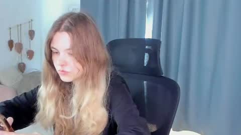 secrettier online show from July 11, 5:34 am