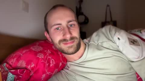 seducemepleae online show from December 9, 9:37 pm