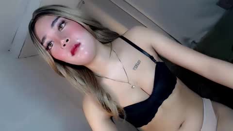 seducing_angela online show from October 26, 1:28 am