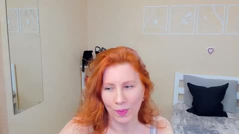 seductive_foxy_ online show from February 15, 7:12 pm