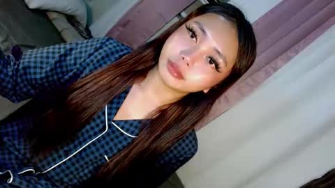 Im shy online show from December 17, 10:27 pm