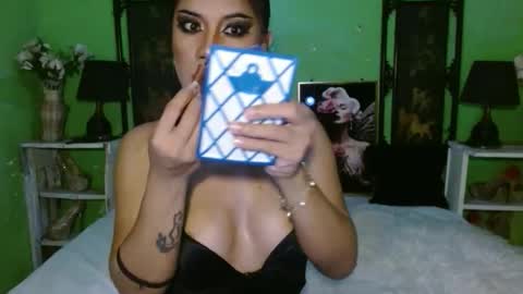 dyosa isabel online show from December 15, 8:32 am