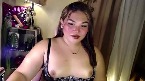 Its me Jazzi online show from May 11, 5:54 pm