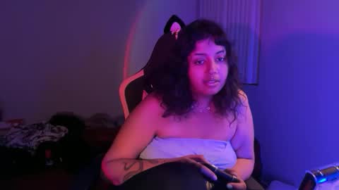 Snapshot of seductivemuse chatting on October 25, 4:02 am seductivemuse online show from October 25, 4:02 am