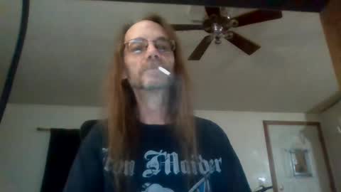 Aaron Guitar online show from July 28, 9:51 am