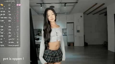 Akira Youri online show from April 11, 12:31 pm