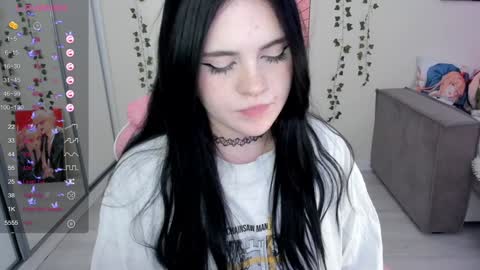 Selena  online show from February 3, 8:13 am