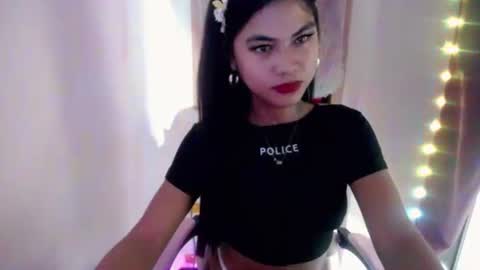 selena_fox2000 online show from April 14, 5:38 pm