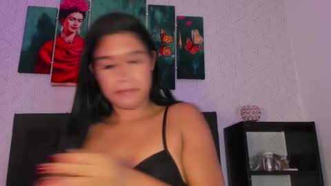 Snapshot of selena_fox7 chatting on October 20, 5:34 am selena_fox7 online show from October 20, 5:34 am