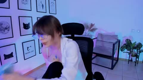 Selena ntmy online show from March 7, 2:12 pm