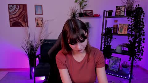 Selena ntmy online show from January 30, 1:53 pm