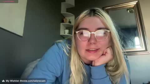Selene online show from May 27, 10:51 pm
