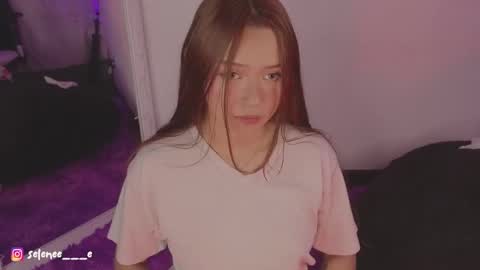 selene online show from February 19, 8:22 am