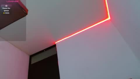 Selene online show from November 2, 3:01 pm