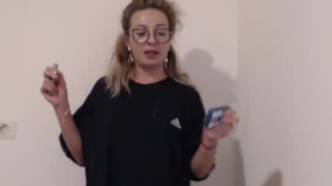 Snapshot of selenna_emma843468 chatting on October 9, 8:58 pm Selenna online show from October 9, 8:58 pm