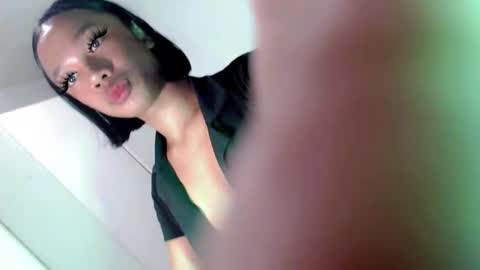 Snapshot of selfsuckercum69 chatting on September 22, 4:16 am Jessy online show from September 22, 4:16 am