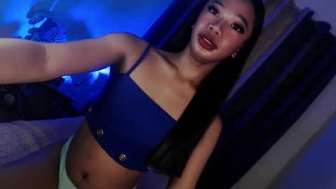 Snapshot of selfsuckercum69 chatting on February 13, 1:40 am Jessy online show from February 13, 1:40 am