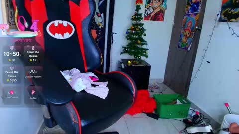  Selinna Kyle  online show from December 19, 7:15 am