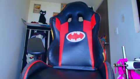  Selinna Kyle  online show from April 19, 6:10 pm