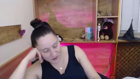 Sellavix online show from October 24, 7:58 pm