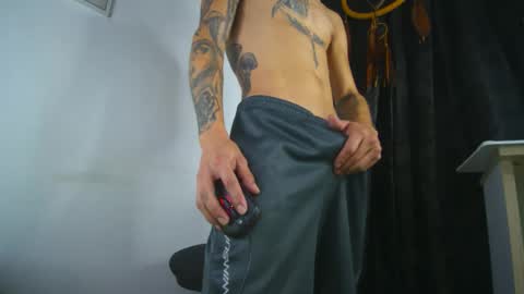 sem_alas online show from September 28, 6:22 am