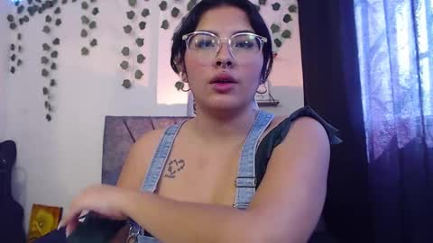 Camille and sophie online show from February 20, 7:30 pm