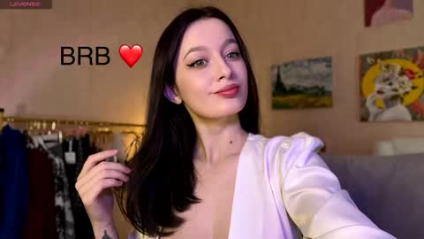 sensuallucy233 online show from January 14, 6:32 am