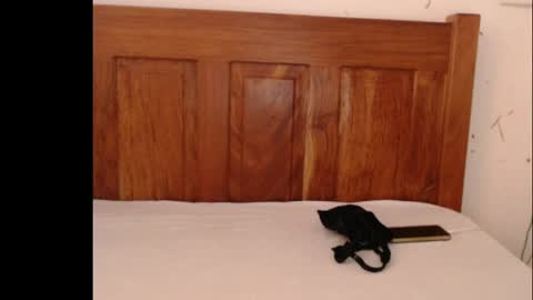 Anne online show from April 4, 10:00 am