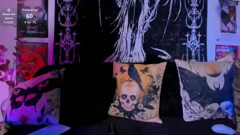 Snapshot of seraphine_hell chatting on October 2, 3:16 am seraphine online show from October 2, 3:16 am
