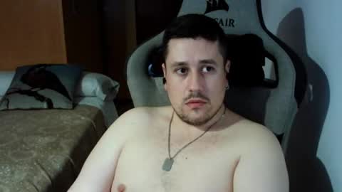 Snapshot of sergio95n chatting on March 11, 3:23 pm Pollos online show from March 11, 3:23 pm