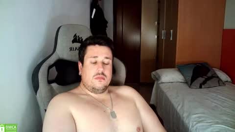 Snapshot of sergio95n chatting on September 15, 3:24 pm Pollos online show from September 15, 3:24 pm