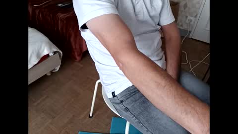 Snapshot of serpenttiin chatting on October 25, 9:19 am serpenttiin online show from October 25, 9:19 am