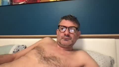 sesamechris92 online show from February 28, 7:05 am