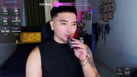 AXEL online show from November 30, 10:39 pm