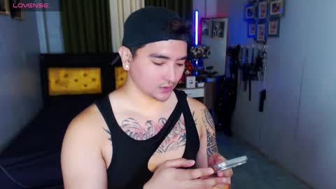 AXEL online show from November 28, 2:41 am