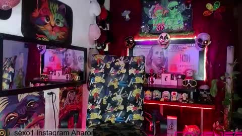 Aharon  ravelo online show from December 22, 7:59 am