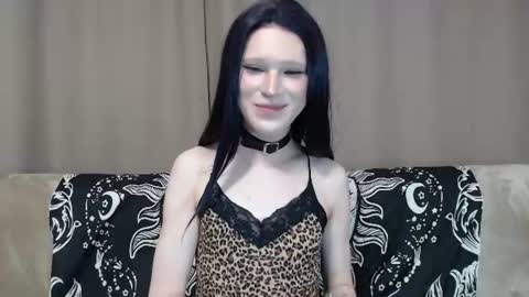 Nextdoor Princess online show from June 10, 1:49 am