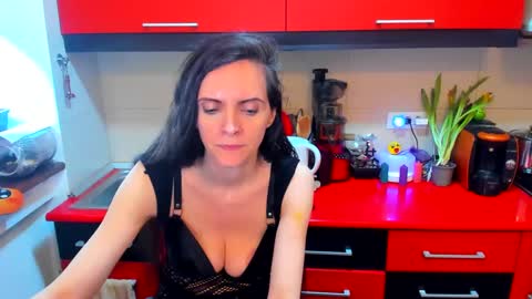 Snapshot of sexqueen1111 chatting on March 9, 11:47 am sexqueen1111 online show from March 9, 11:47 am