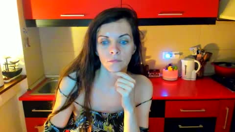 Snapshot of sexqueen1111 chatting on September 25, 4:47 pm sexqueen1111 online show from September 25, 4:47 pm